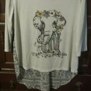 Cute hi low elephant top
